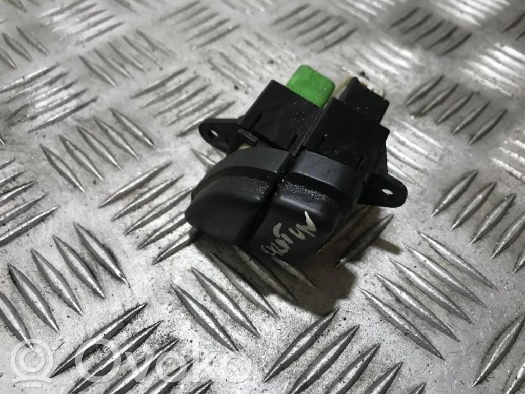 Botón interruptor de luz de peligro   06013,NILES06013,06013,NILES06013
