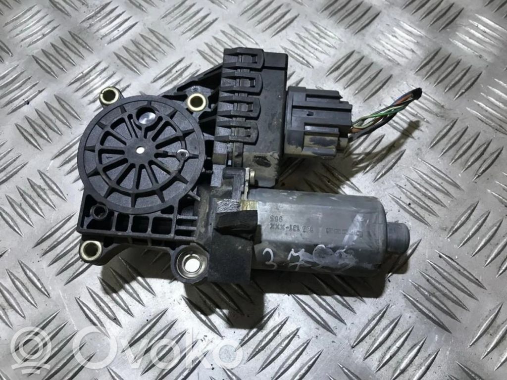 Ford Focus Moteur de lève-vitre de porte arrière 