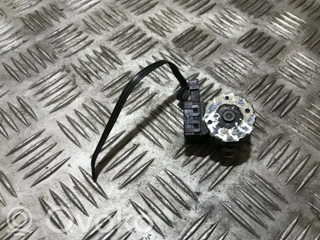 BMW 5 E39 Motorino attuatore aria 