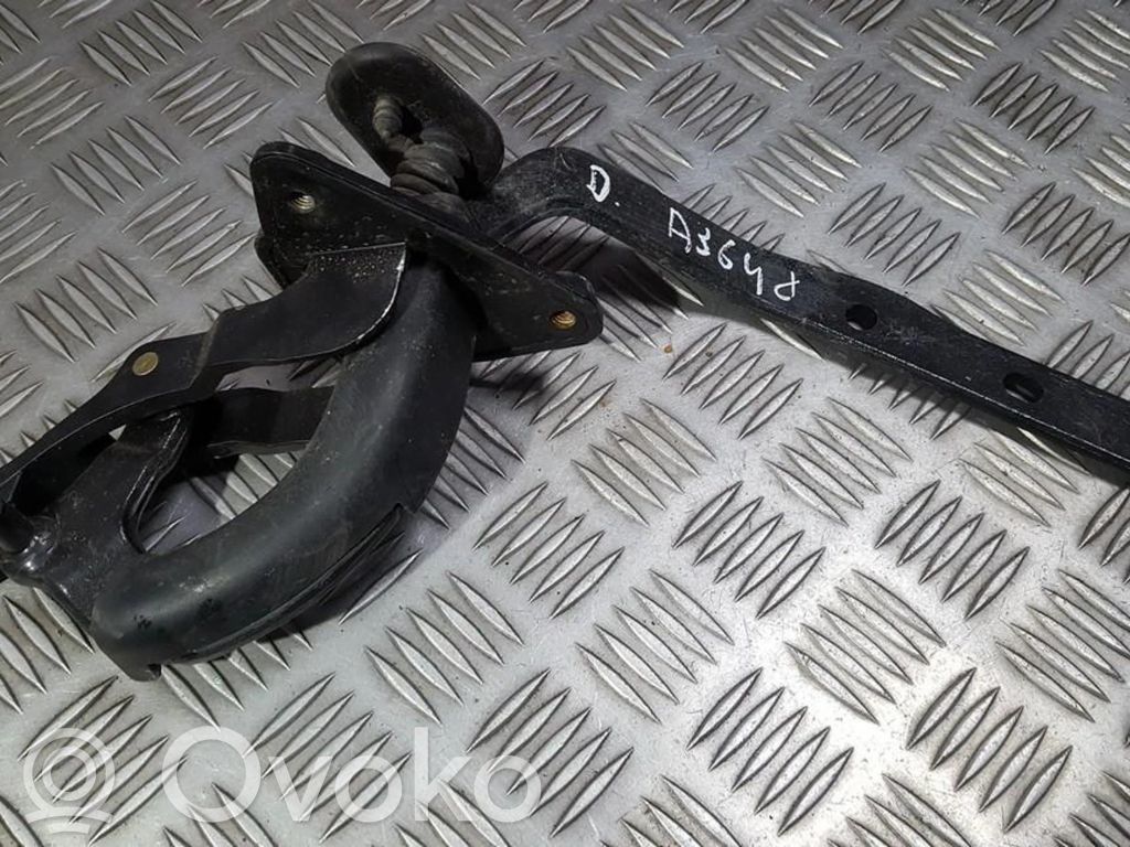 Volvo V70 Tailgate/trunk/boot hinge 