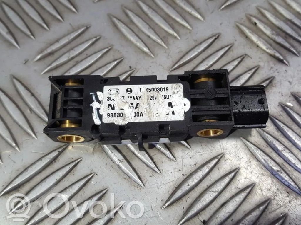Czujnik uderzenia Airbag   98830AY00A,0285003019,0285003019,98830AY00A
