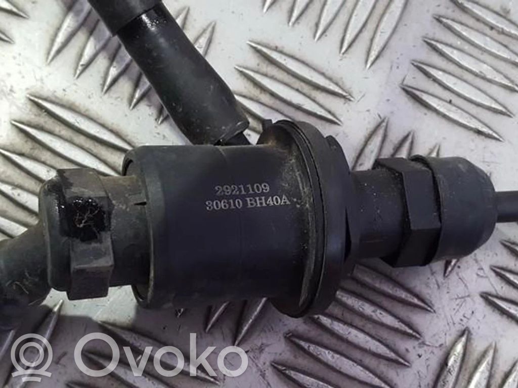 Nissan Note (E11) Główny cylinder sprzęgła 