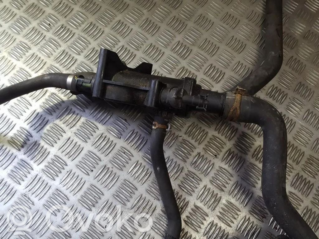 Ford Mondeo MK IV Tubo flessibile del liquido di raffreddamento del motore