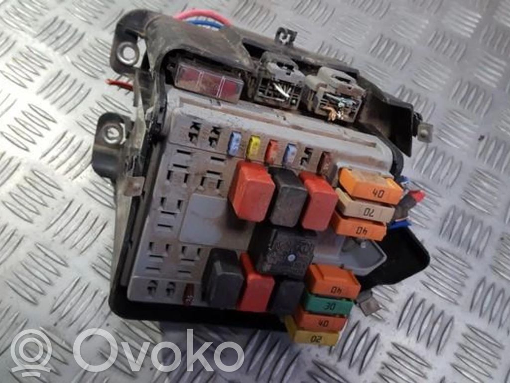 Fiat Doblo Skrzynka bezpieczników / Komplet 