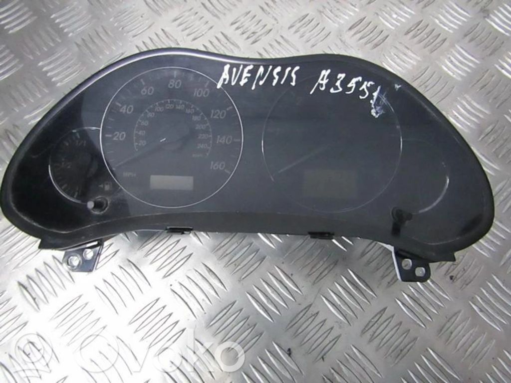 Toyota Avensis T250 Licznik / Prędkościomierz