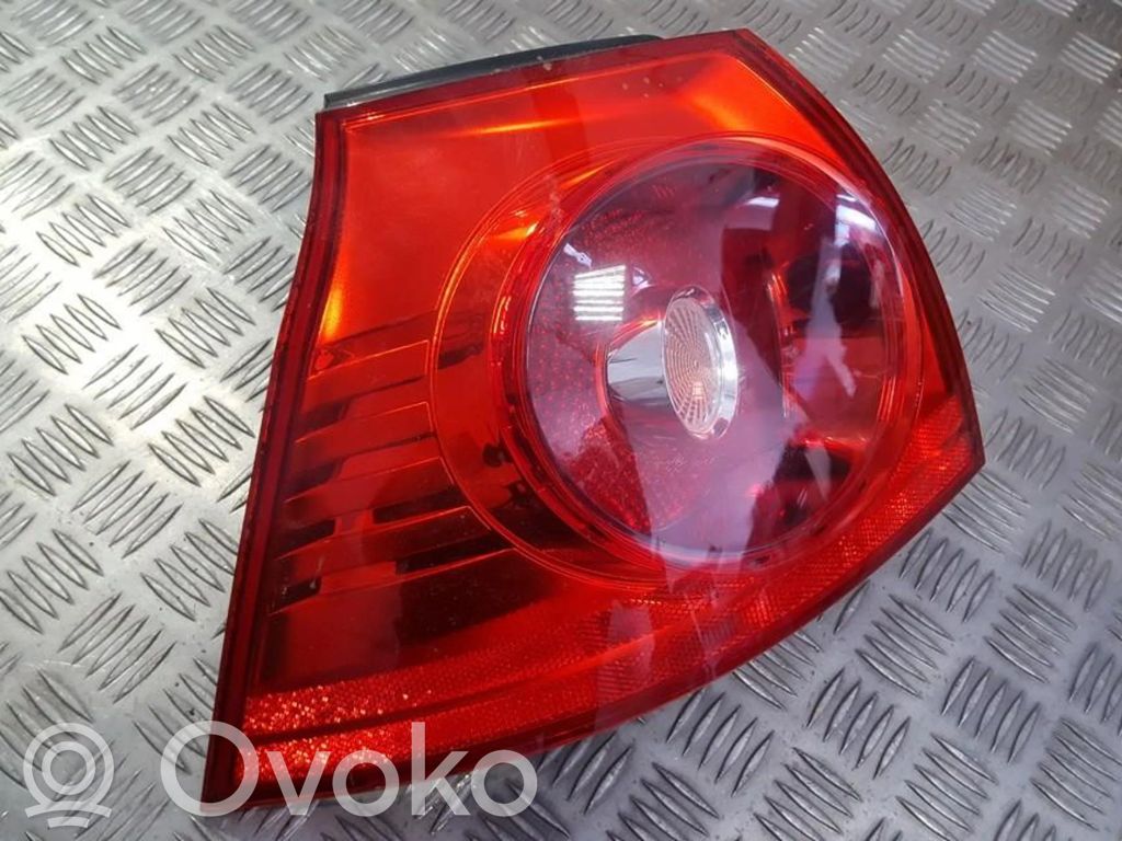 Volkswagen Golf V Lampă spate în caroserie