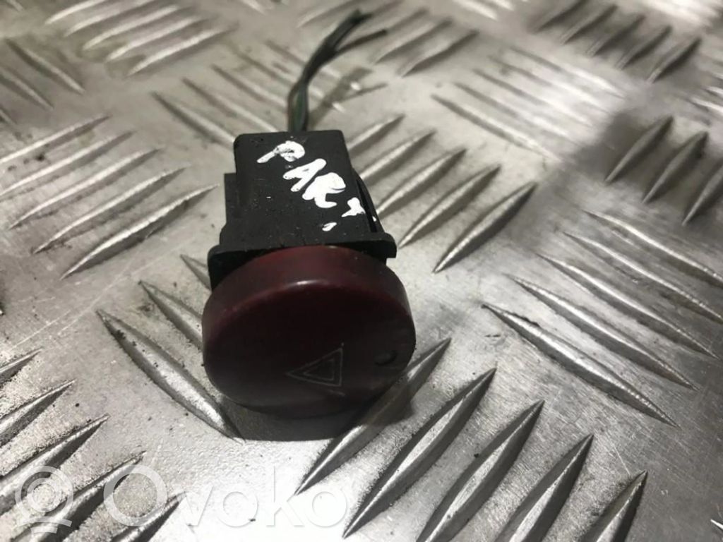 Botón interruptor de luz de peligro   9644845777,9644845777
