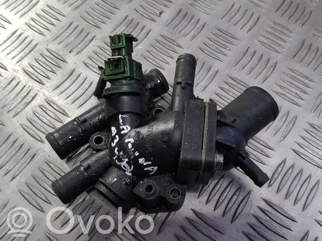 Renault Laguna I Tubo flessibile del liquido di raffreddamento del motore 