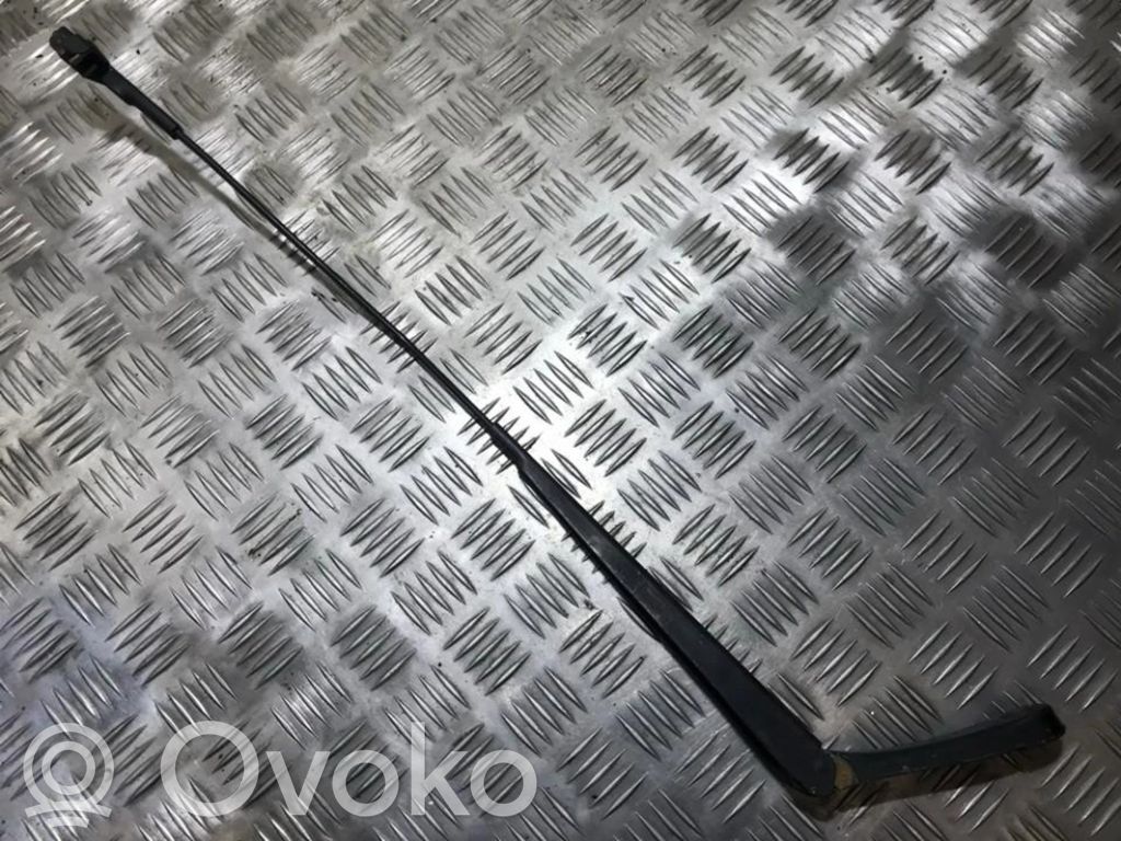 Volkswagen Golf V Ramię wycieraczki szyby przedniej / czołowej 