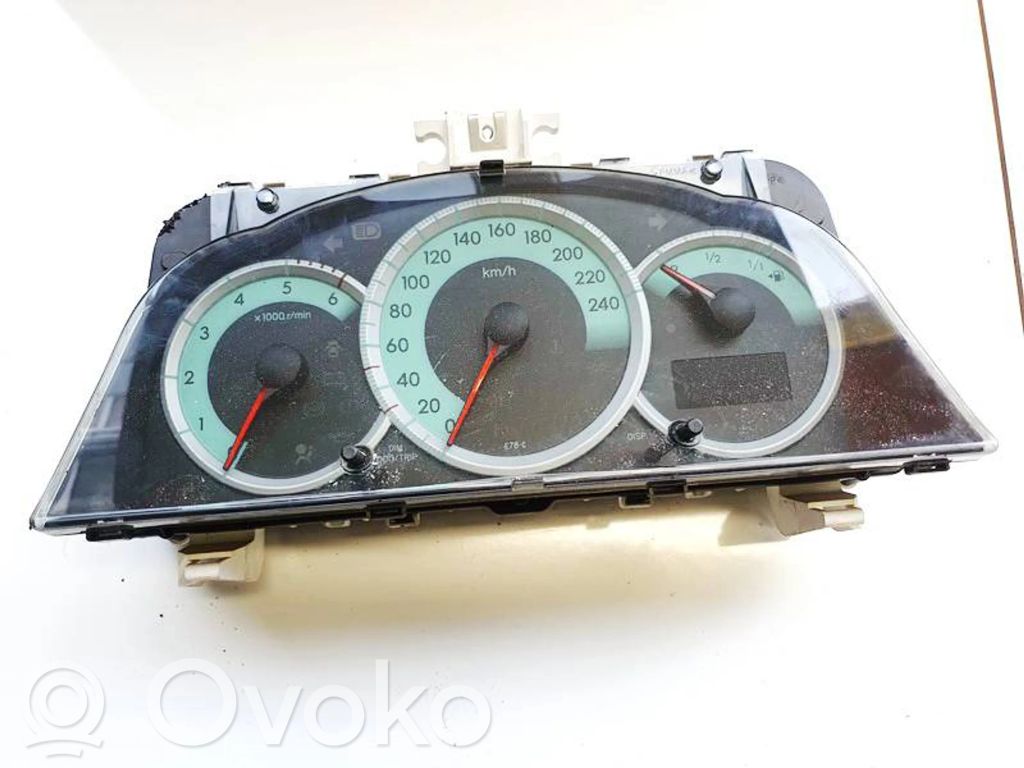 Toyota Corolla Verso AR10 Tachimetro (quadro strumenti)