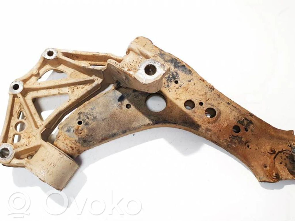 Volkswagen Polo IV 9N3 Braccio di controllo sospensione anteriore inferiore/braccio oscillante 