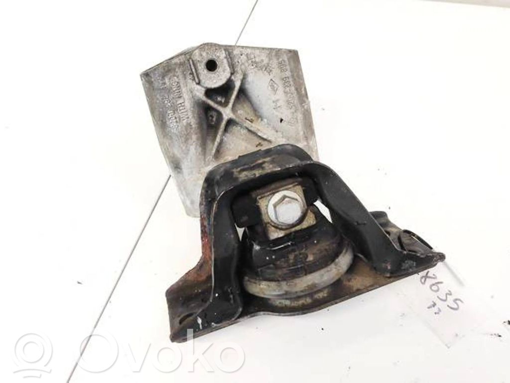 Renault Modus Engine mount bracket 