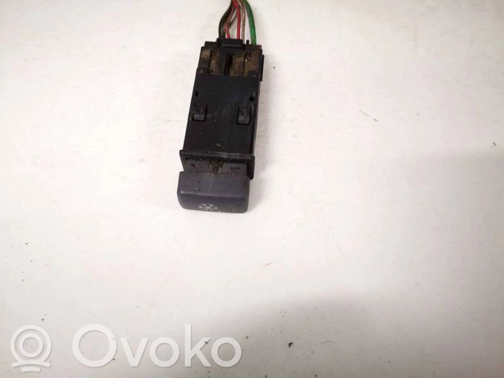 Land Rover Freelander Air conditioning (A/C) switch 