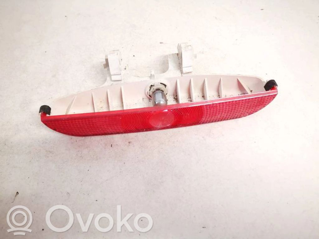 Mazda 3 I Kolmas/lisäjarruvalo 