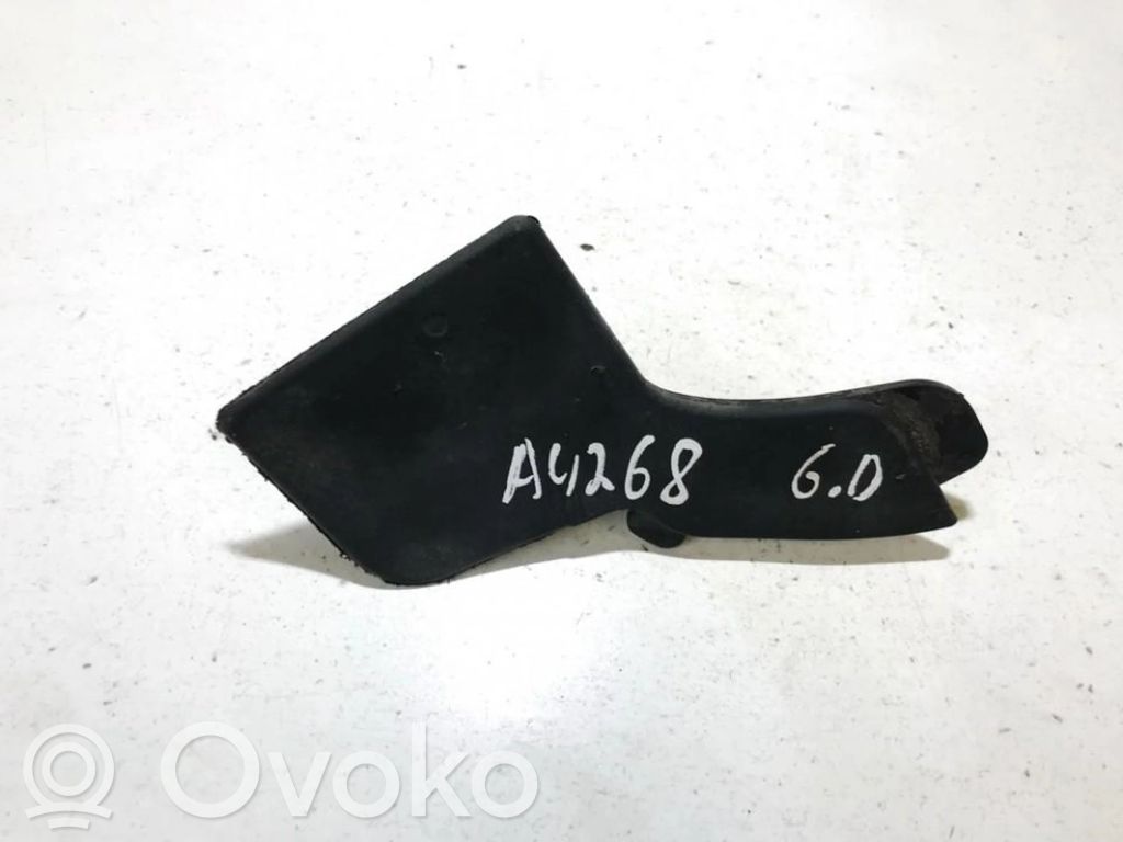 Volkswagen PASSAT CC Takaroiskeläppä