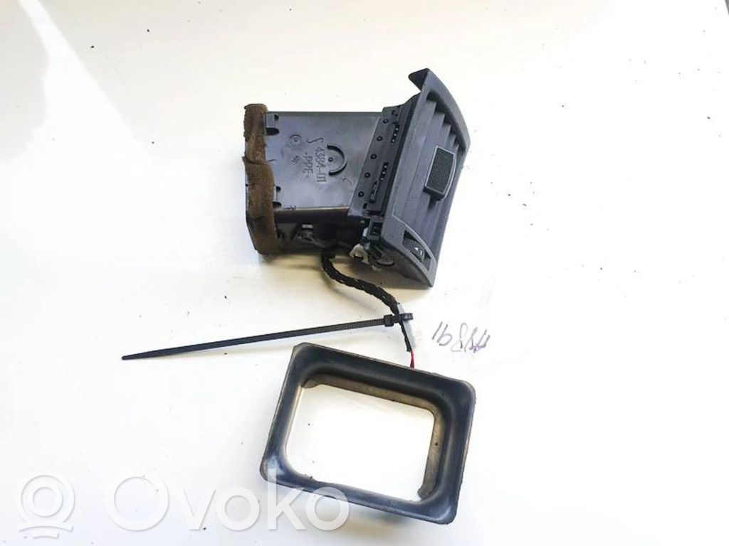 Audi A4 S4 B7 8E 8H Griglia di ventilazione centrale cruscotto 