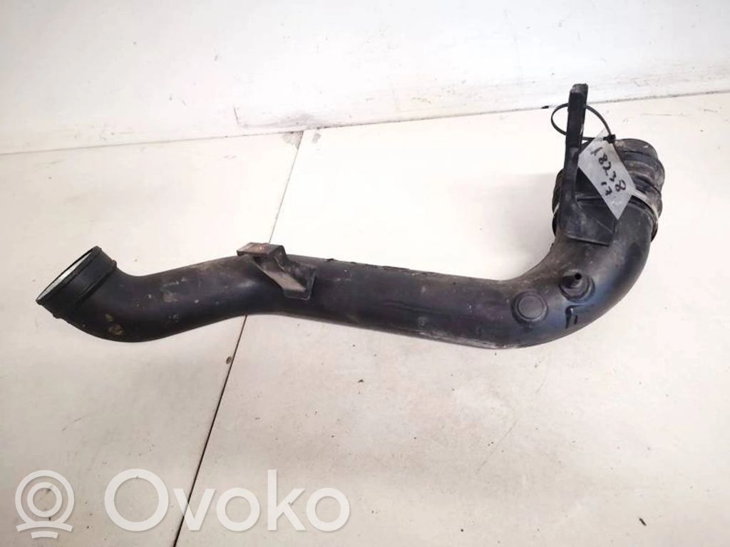 Volvo V70 Furtun/conductă intercooler 