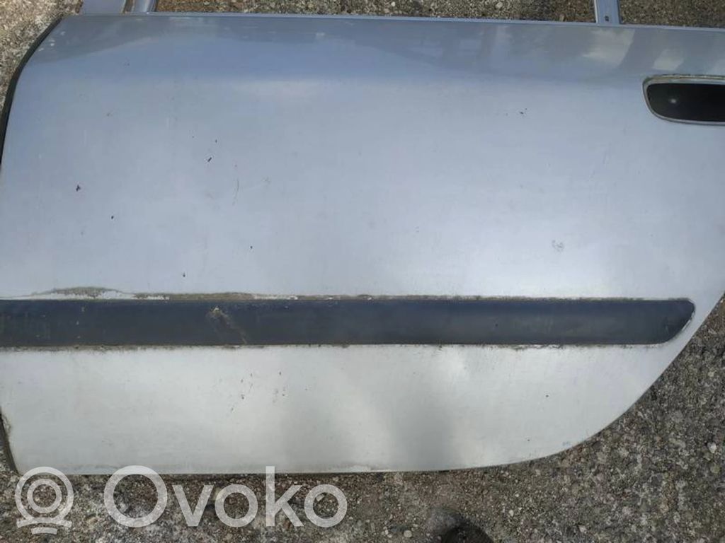Peugeot 607 Rear door 
