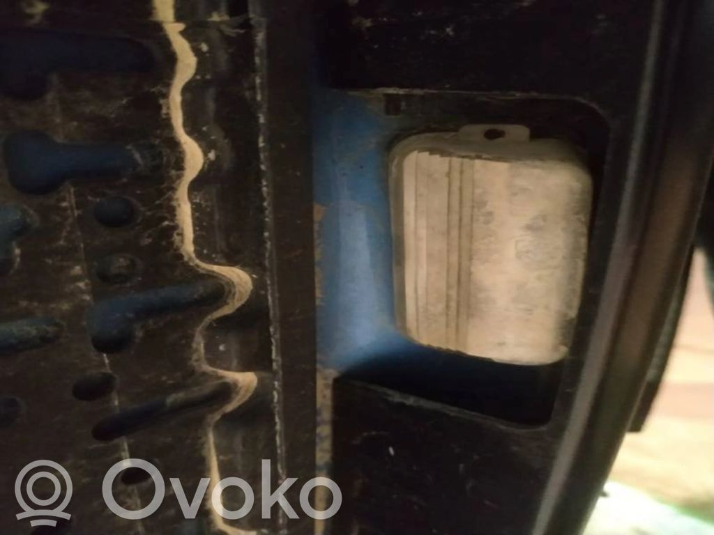 Peugeot 206 Éclairage de plaque d'immatriculation