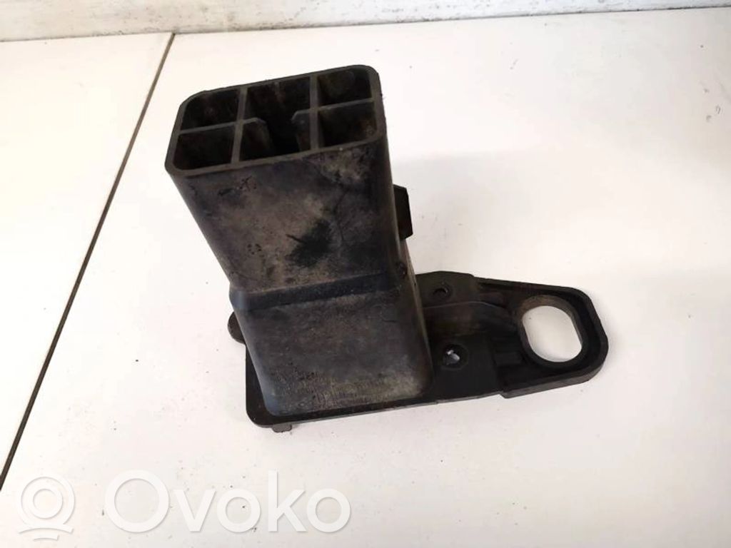 Peugeot 5008 Staffa di rinforzo montaggio del paraurti anteriore