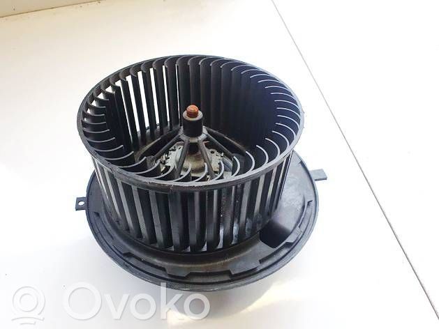 BMW 3 E90 E91 Mazā radiatora ventilators 