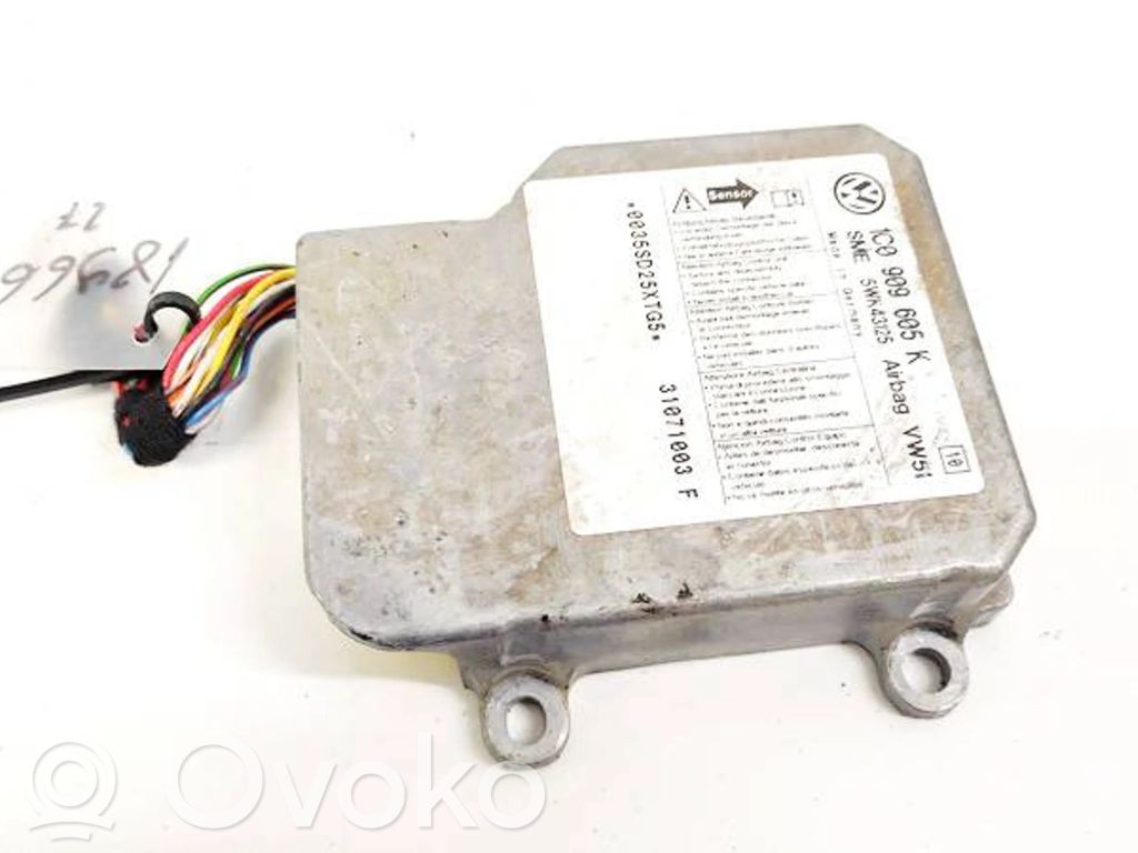 Skoda Roomster (5J) Unitate/modul de comandă airbaguri 