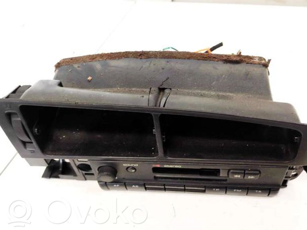 Volkswagen Golf III Radio/CD/DVD/GPS-pääyksikkö 