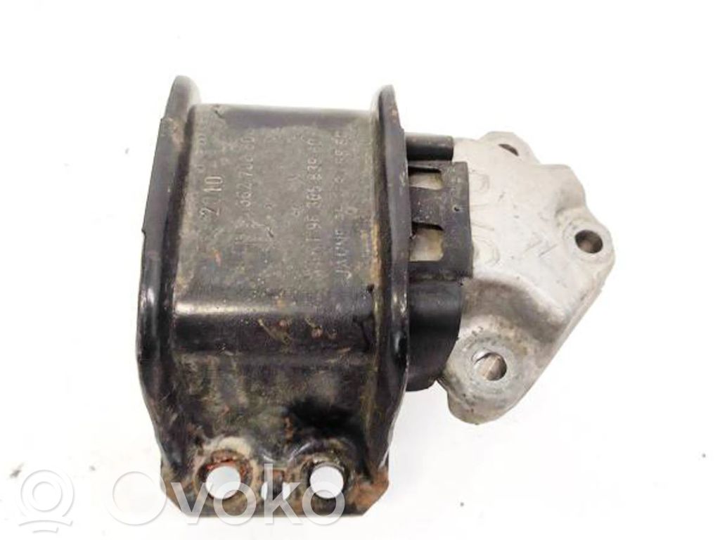 Peugeot 5008 Suport tampon motor 
