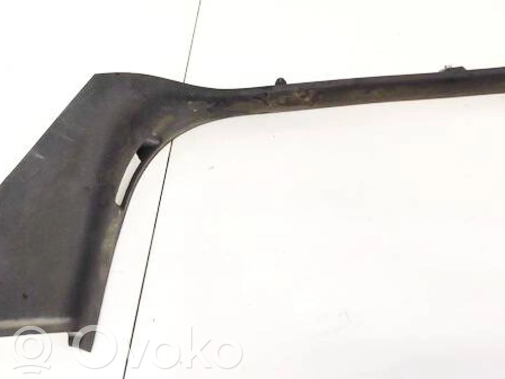 Peugeot 5008 Copertura del rivestimento del sottoporta anteriore 
