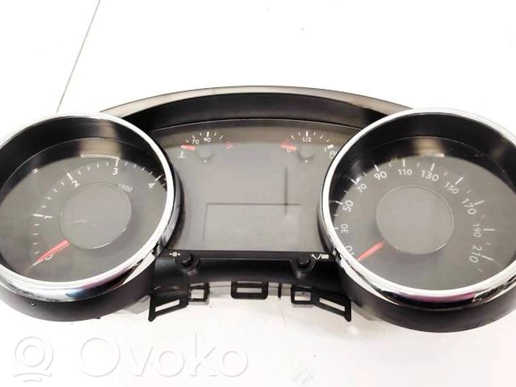 Peugeot 5008 Vitezometru (grup de instrumente) 