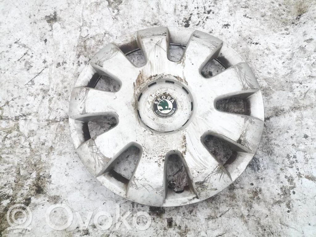 Skoda Octavia Mk2 (1Z) Ornament central jantă R15 