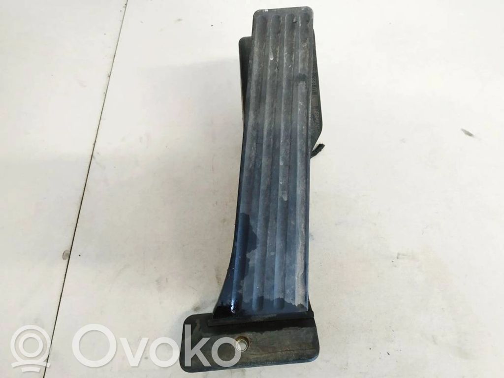 BMW 1 E81 E87 Akseleratora pedālis 