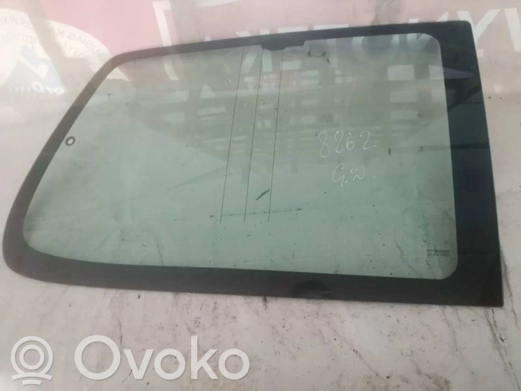 Citroen C8 Geam lateral spate