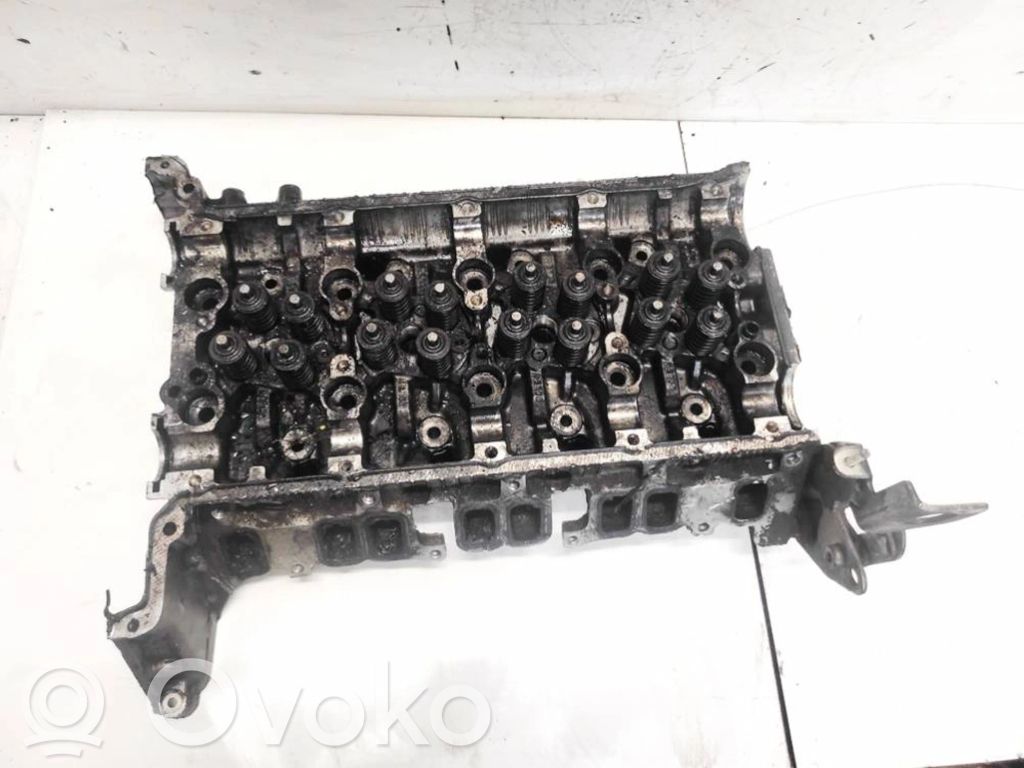 Engine head   20LEW,20LEW