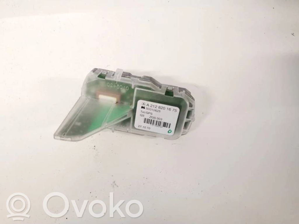 GPS-pystyantenni   A2128201675,50010625,50010625,A2128201675