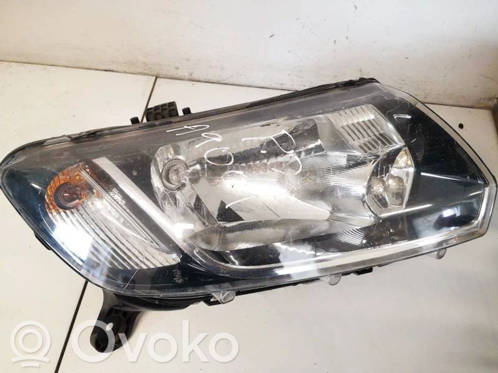 Phare frontale   00246018,107737R,00246018,107737R