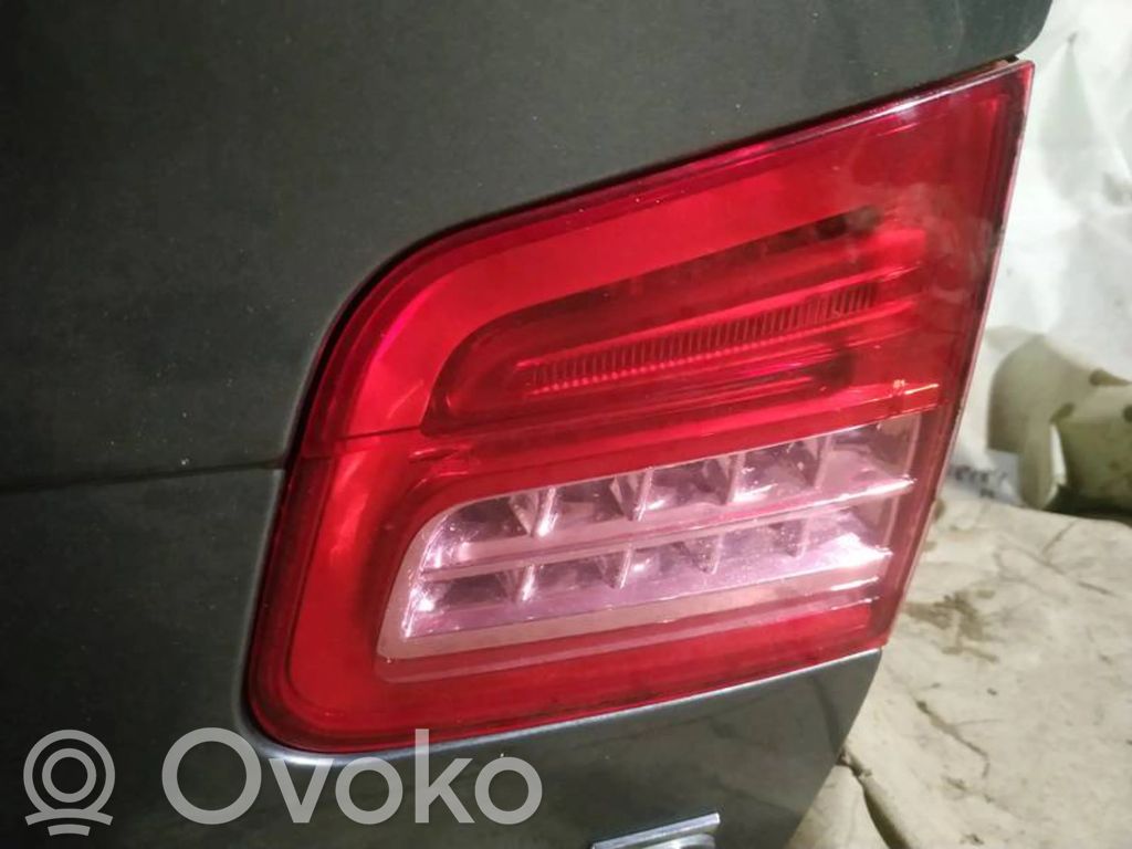Citroen C5 Feux arrière sur hayon