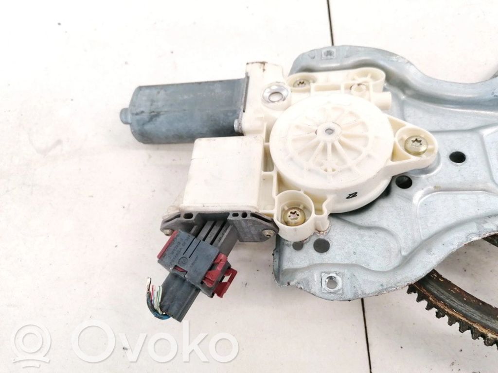 Toyota Avensis T250 Moteur de lève-vitre de porte avant