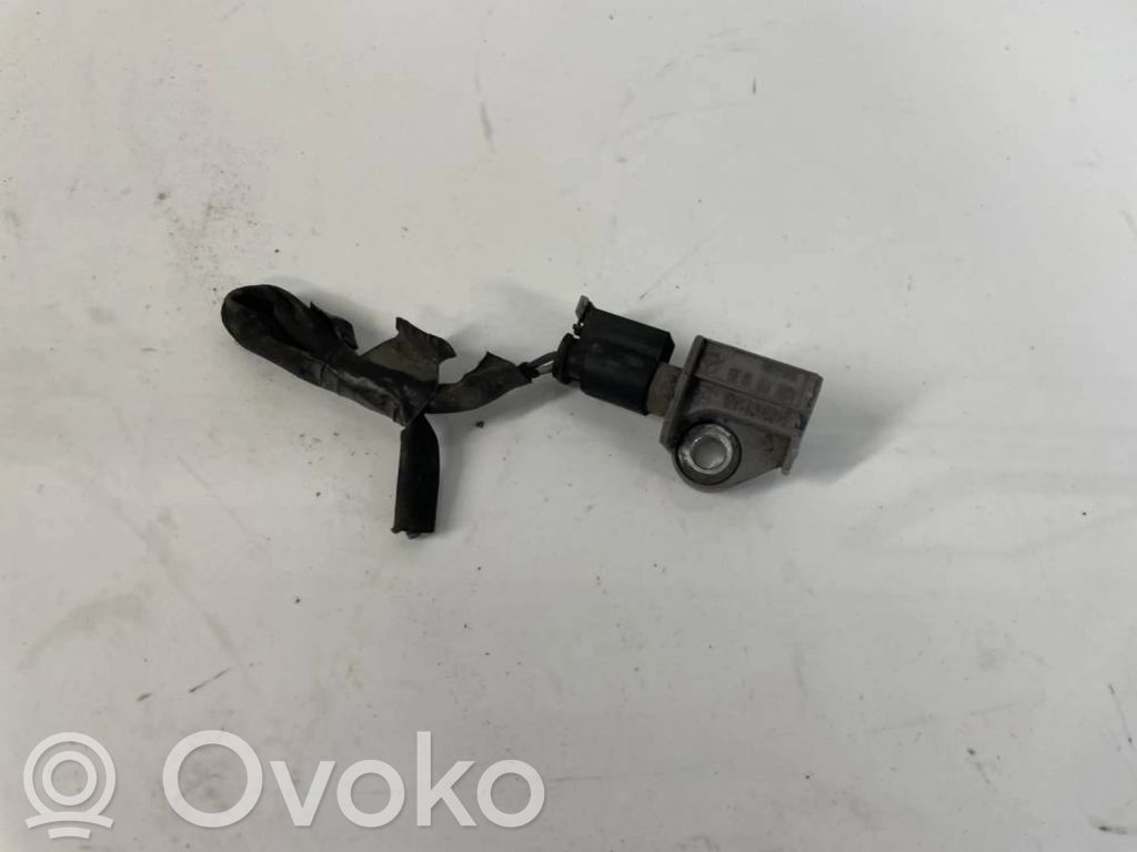 Sensor impacto/accidente para activar Airbag   A2048201985,04896011AB,04896011AB,A2048201985