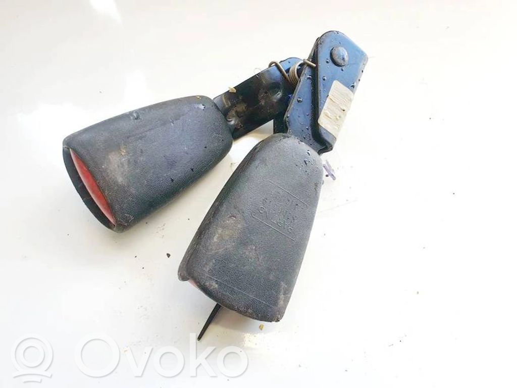 Saab 9-5 Klamra środkowego pasa bezpieczeństwa fotela tylnego 
