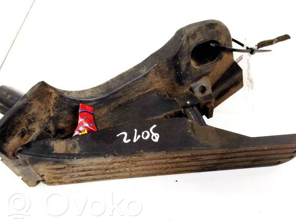 Volkswagen Touran II Pedał gazu / przyspieszenia 