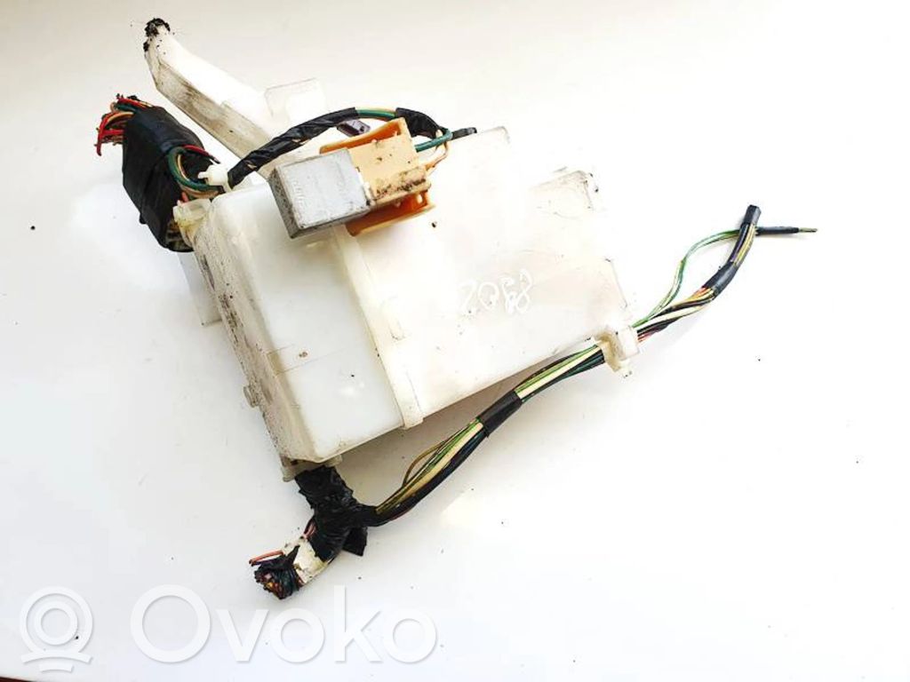 Toyota Aygo AB10 Set scatola dei fusibili 