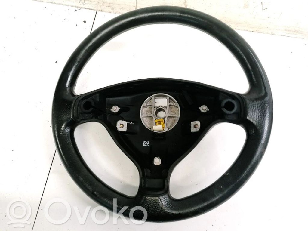 Opel Zafira A Ohjauspyörä 