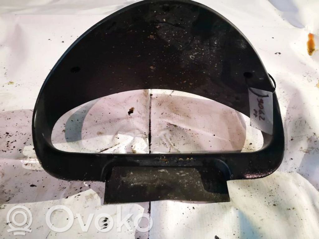Mitsubishi Carisma Moldura del panel 
