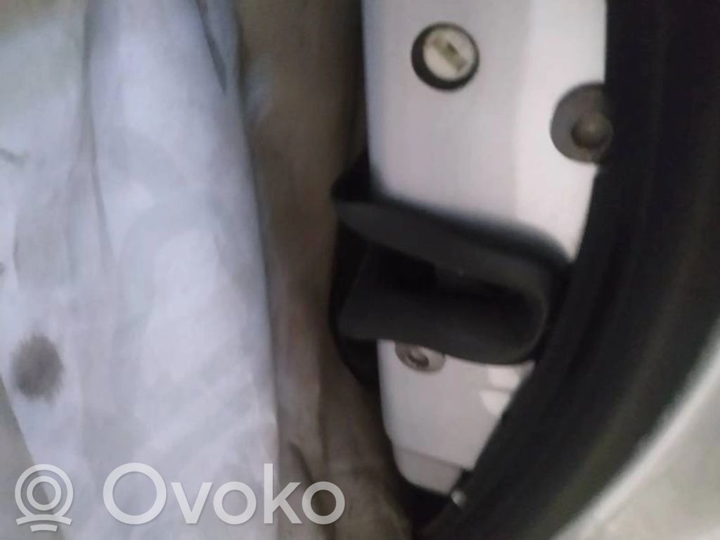 Etuoven lukko