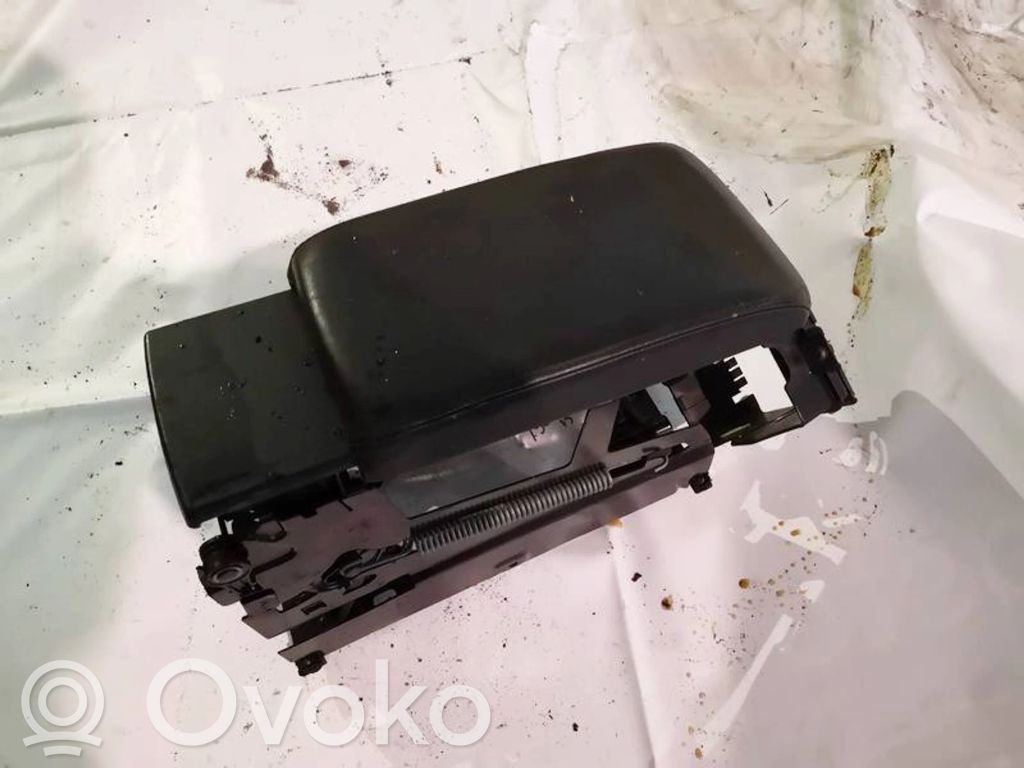 Skoda Superb B5 (3U) Reposabrazos 