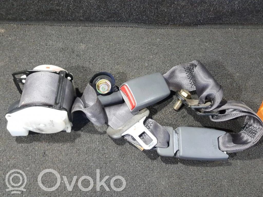 Mazda 323 F Pas bezpieczeństwa fotela tylnego 