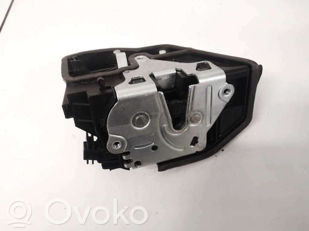 BMW 3 F30 F35 F31 Zamek drzwi tylnych 