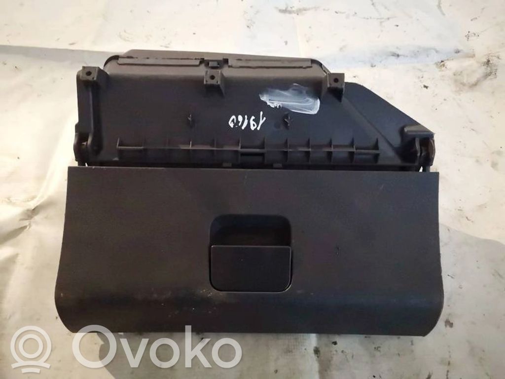 Volkswagen Polo IV 9N3 Vano portaoggetti