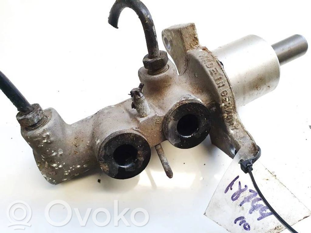 Alfa Romeo GT Główny cylinder hamulca 